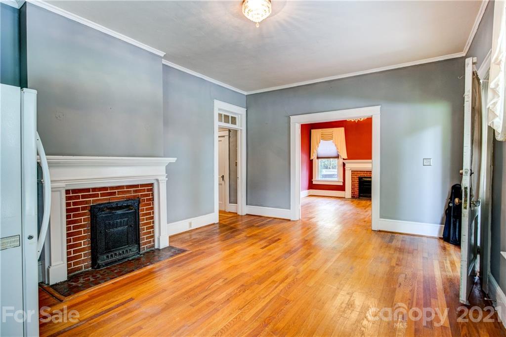 207 Walnut Street Chester, SC 29706 - Photo 5 of 24 Gallery Image 5