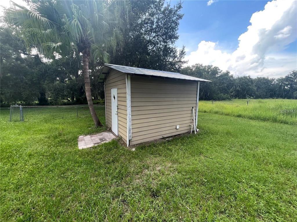 9707 Lithia Pinecrest Road Lithia, FL 33547 - Photo 14 of 18 Gallery Image 14