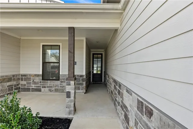 $424,000 | 5048 Mooney Fallas Drive, Bryan, TX 77802