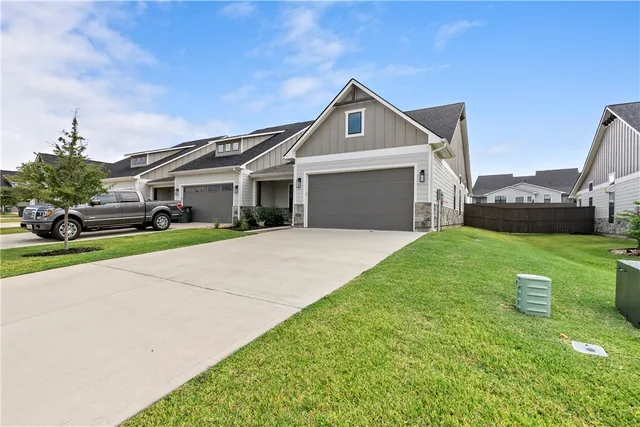 $424,000 | 5048 Mooney Fallas Drive, Bryan, TX 77802