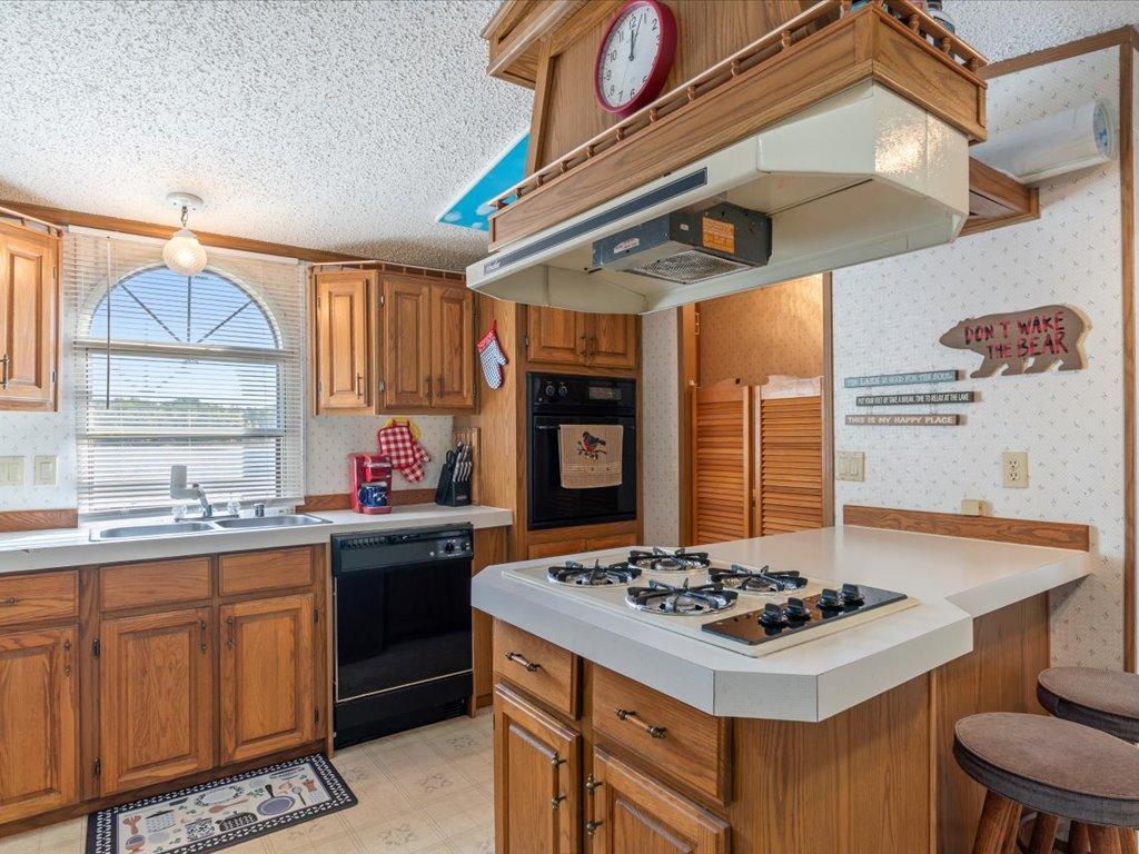 8143 Meadow Lake Road Southwest Motley, MN 56466 - Photo 7 of 52 Gallery Image 7