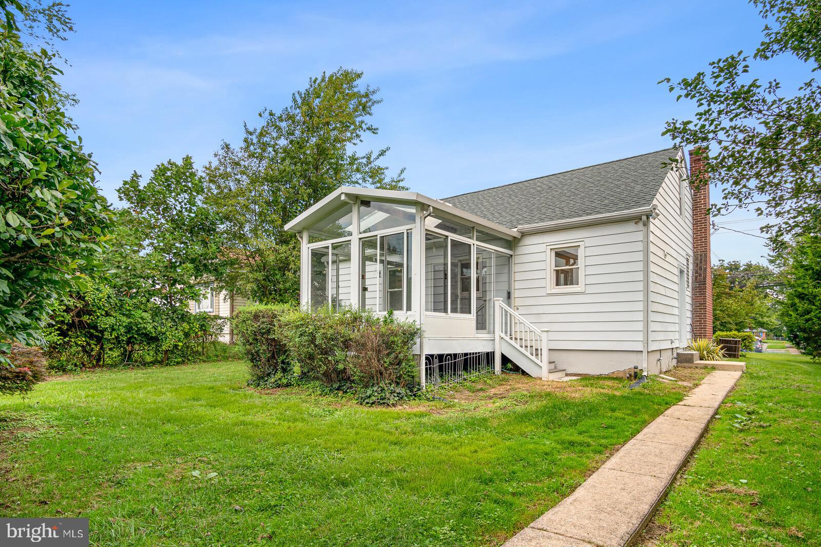 906 Harvey Road Claymont, DE 19703 - Photo 3 of 24 Gallery Image 3