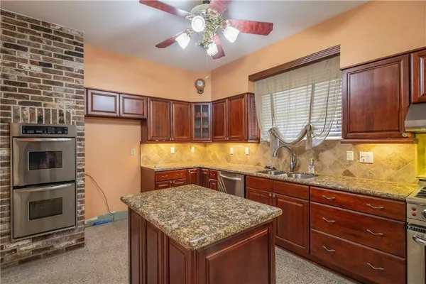 $395,000 | 1262 Main Street, Laplace, LA 70068