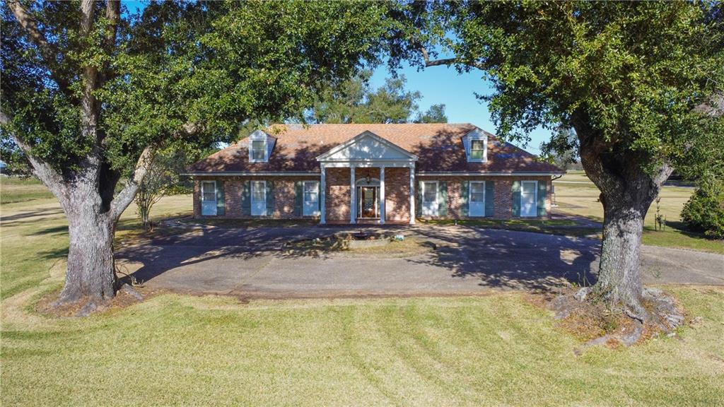 1262 Main Street Laplace, LA 70068 - Photo 2 of 47