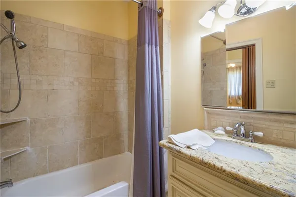 $395,000 | 1262 Main Street, Laplace, LA 70068