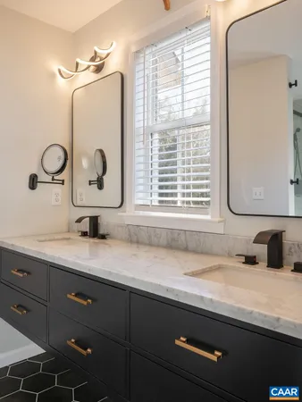 $460,000 | 115 Melbourne Park Circle, Unit D, Charlottesville, VA 22901