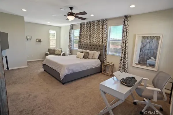 $4,195 | 19845 Via Kalban, Newhall, CA 91321