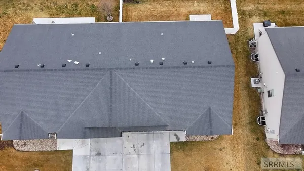 $345,000 | 3920 Tanzanite Drive, Idaho Falls, ID 83401