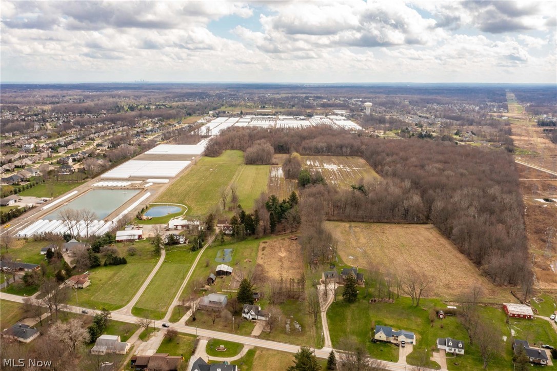 4505 Stoney Ridge Road Avon, OH 44011 - Photo 4 of 14