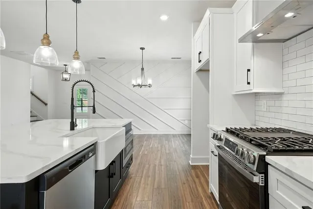 $532,364 | 131 Old Alabama Road Southeast, Emerson, GA 30137