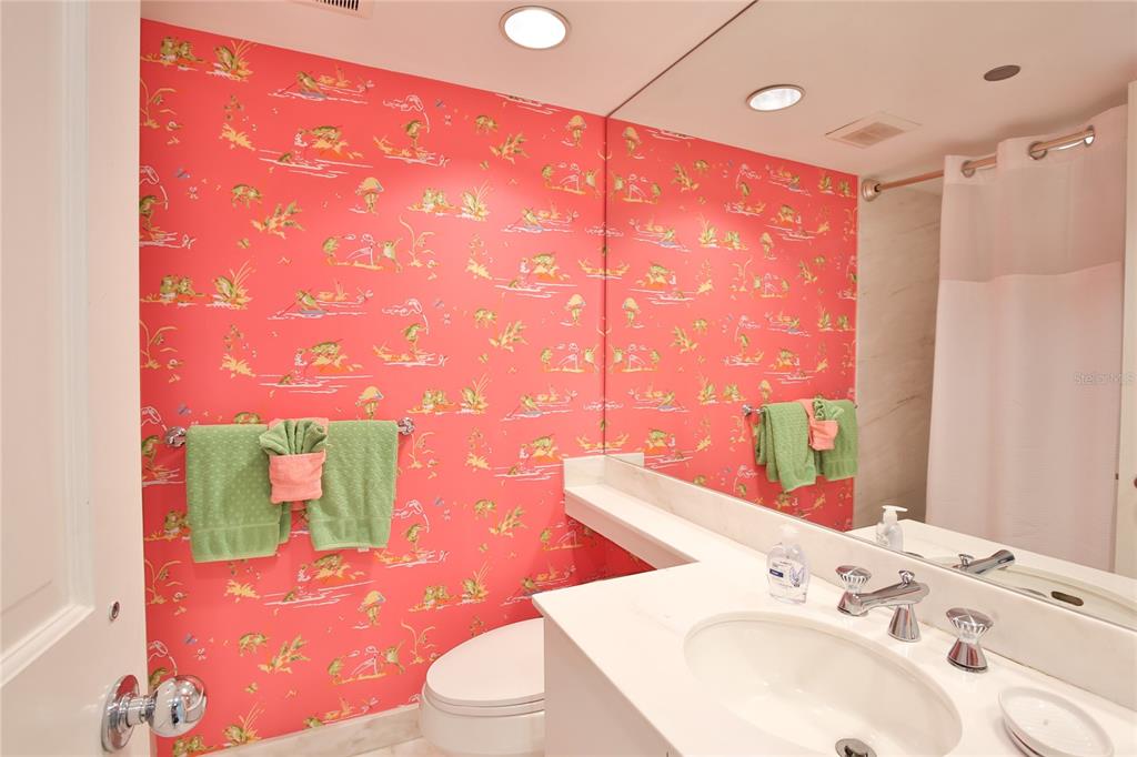 775 Longboat Club Road, Unit 904 Longboat Key, FL 34228 - Photo 23 of 35