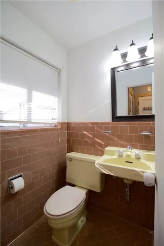 $274,900 | 902 East Inez Street, Beeville, TX 78102