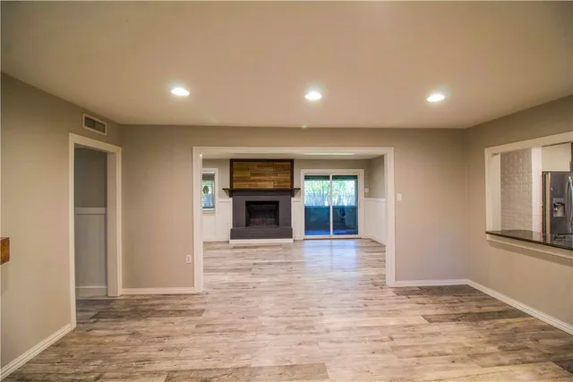 $274,900 | 902 East Inez Street, Beeville, TX 78102