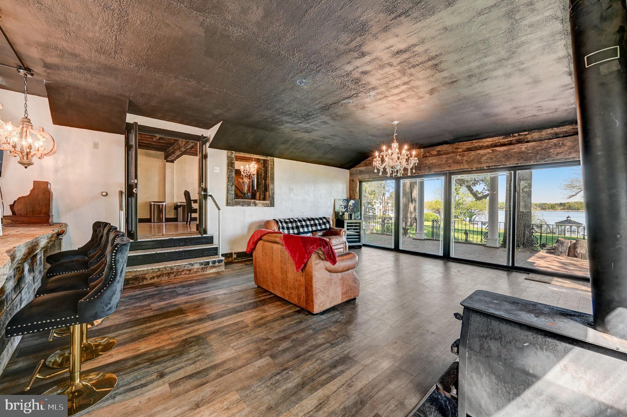 2 Walnut Street Beverly, NJ 08010 - Photo 16 of 95