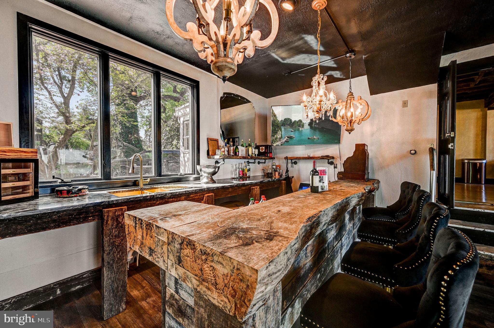 2 Walnut Street Beverly, NJ 08010 - Photo 18 of 95