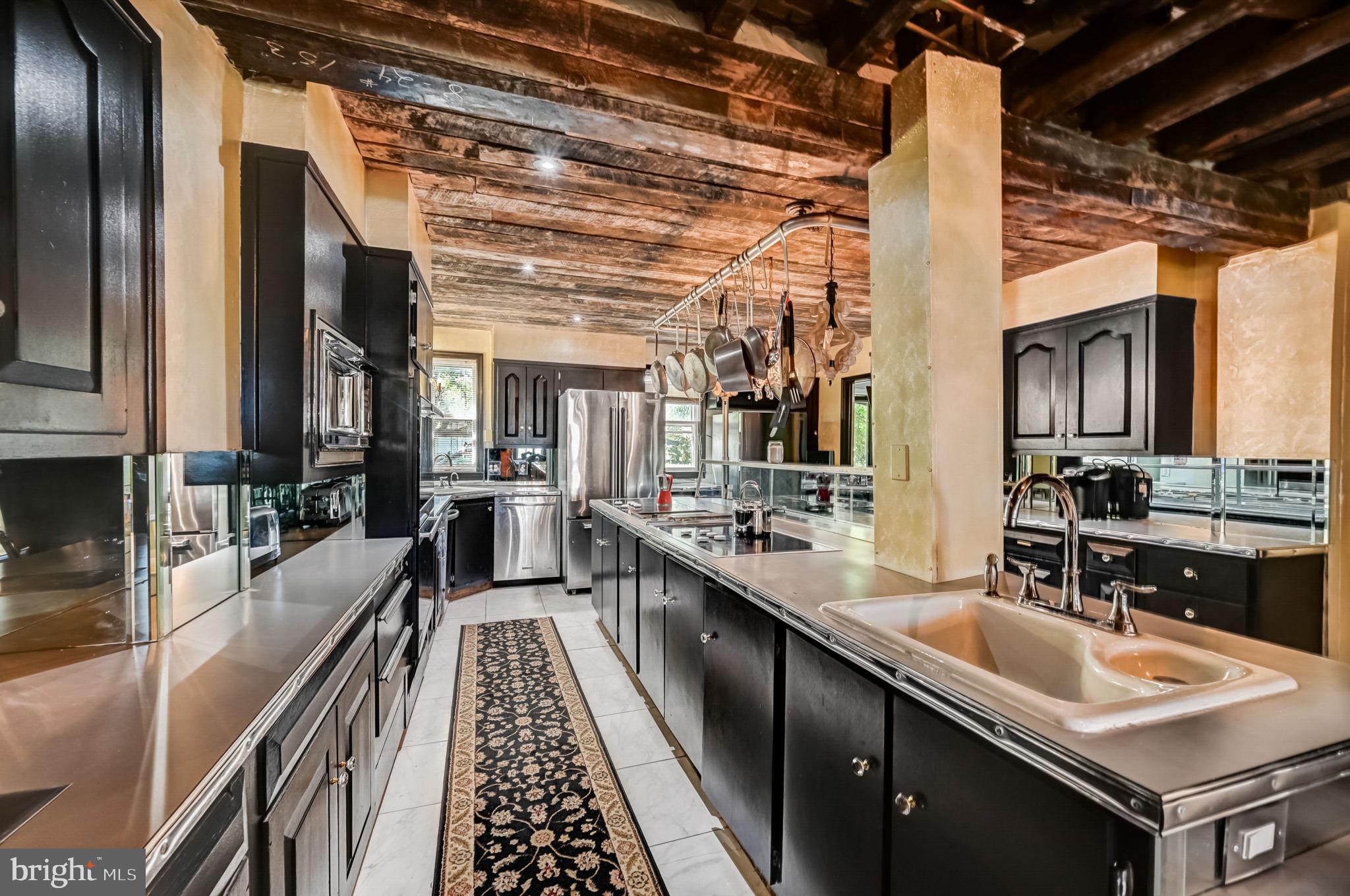 2 Walnut Street Beverly, NJ 08010 - Photo 25 of 95