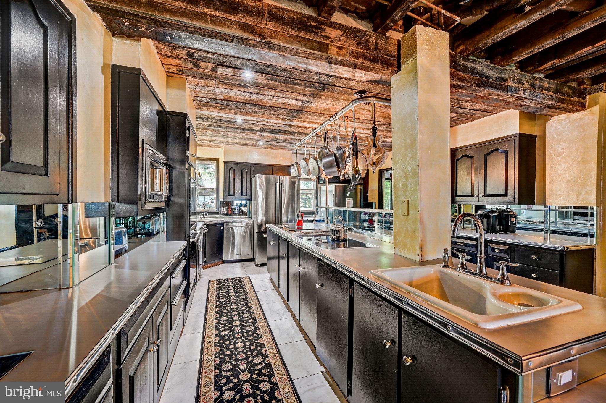 2 Walnut Street Beverly, NJ 08010 - Photo 26 of 95