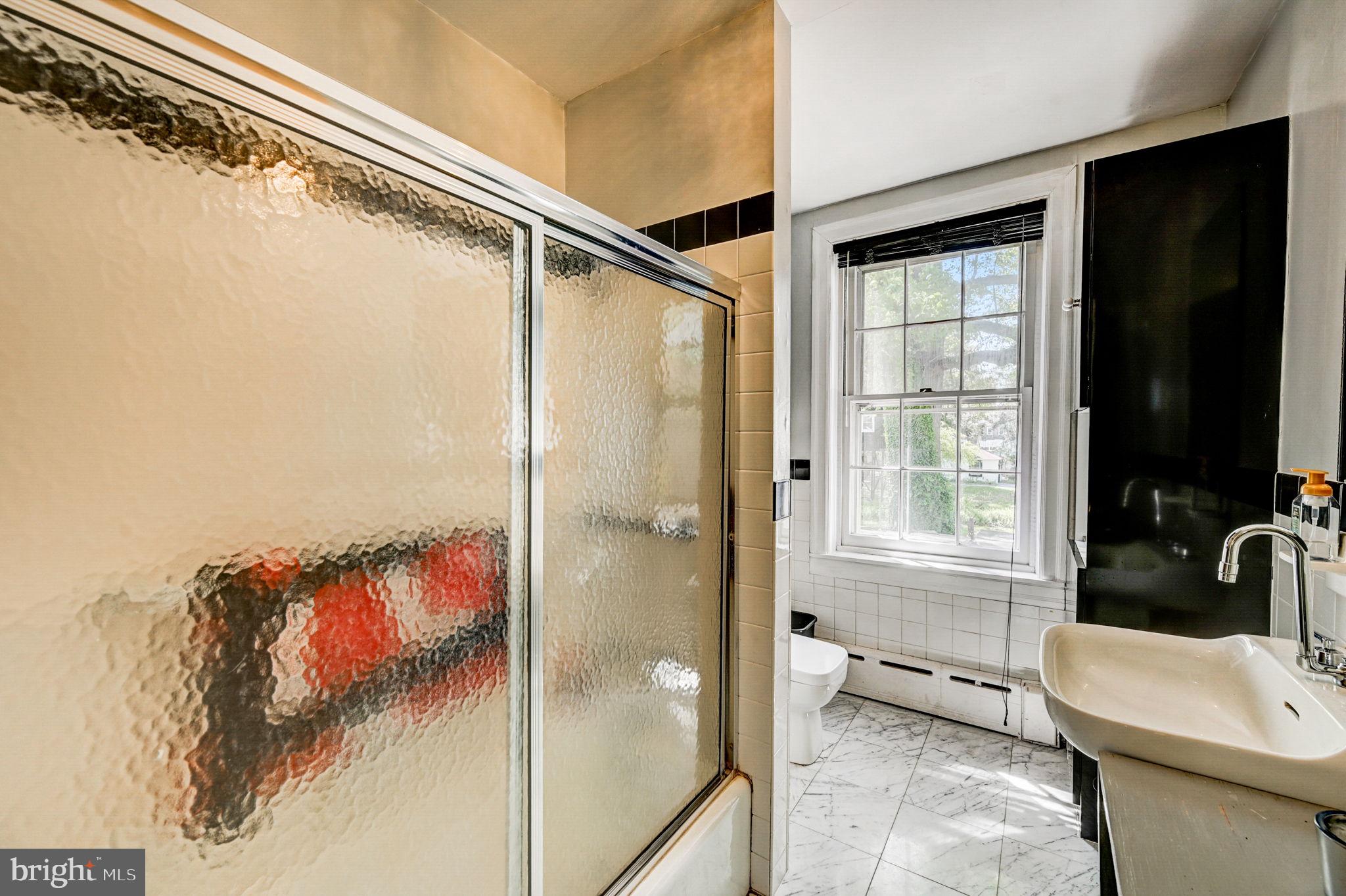 2 Walnut Street Beverly, NJ 08010 - Photo 37 of 95