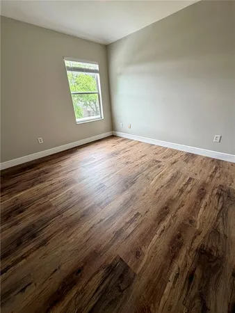 $2,400 | 18122 Lembrecht Way, Tampa, FL 33647