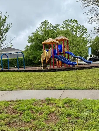 $2,400 | 18122 Lembrecht Way, Tampa, FL 33647