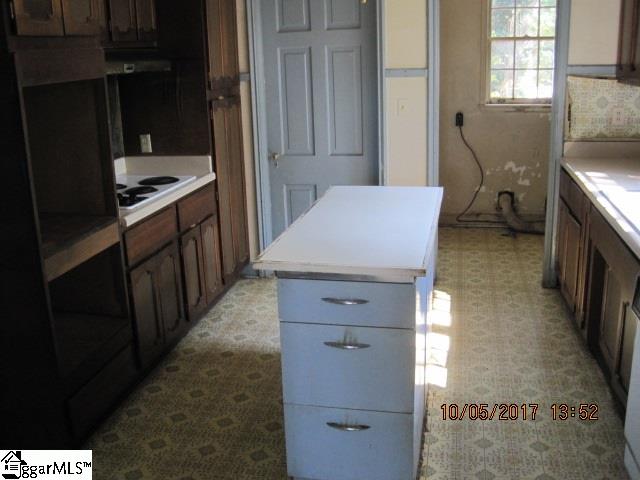 505 South Pendleton Street Easley, SC 29640 - Photo 5 of 12 Gallery Image 5
