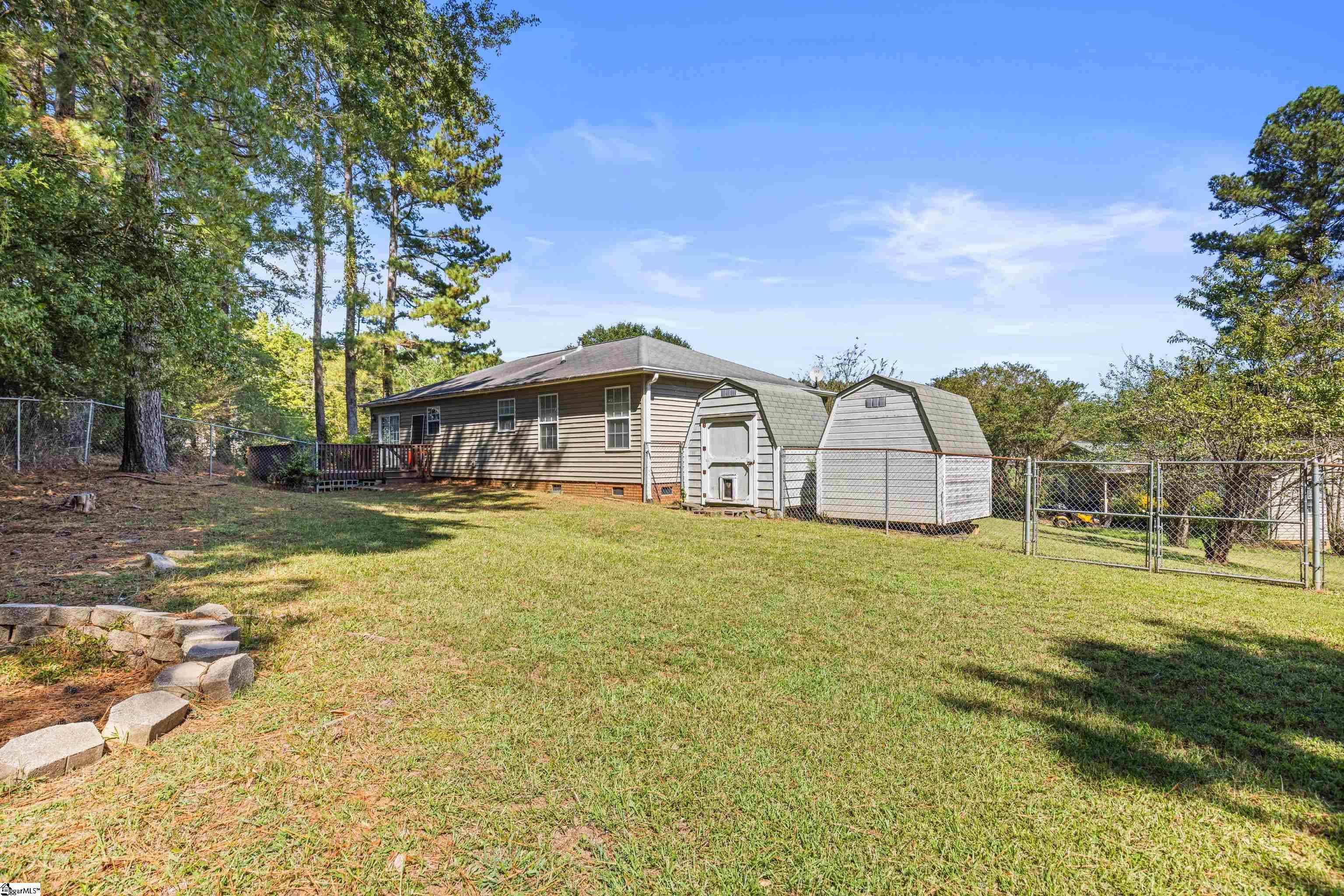 1582 Cedar Rock Church Road Easley, SC 29640 - Photo 4 of 30 Gallery Image 4