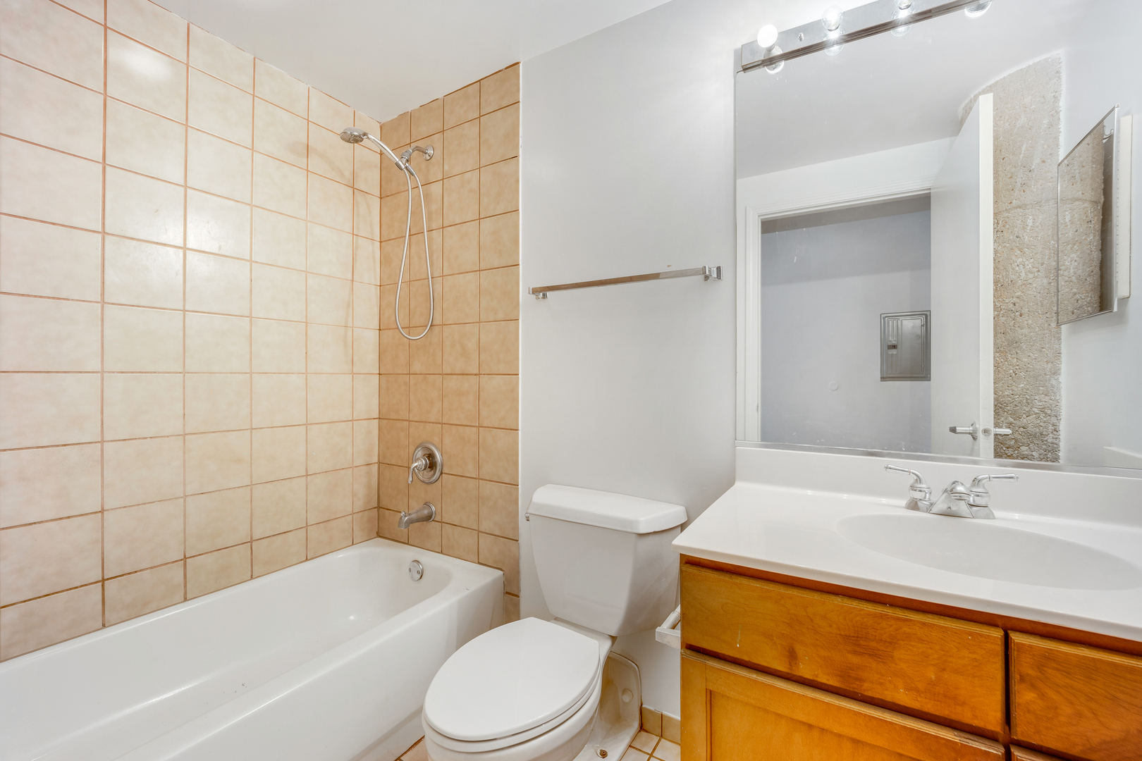 1000 West 15th Street, Unit 331 Chicago, IL 60608 - Photo 15 of 24