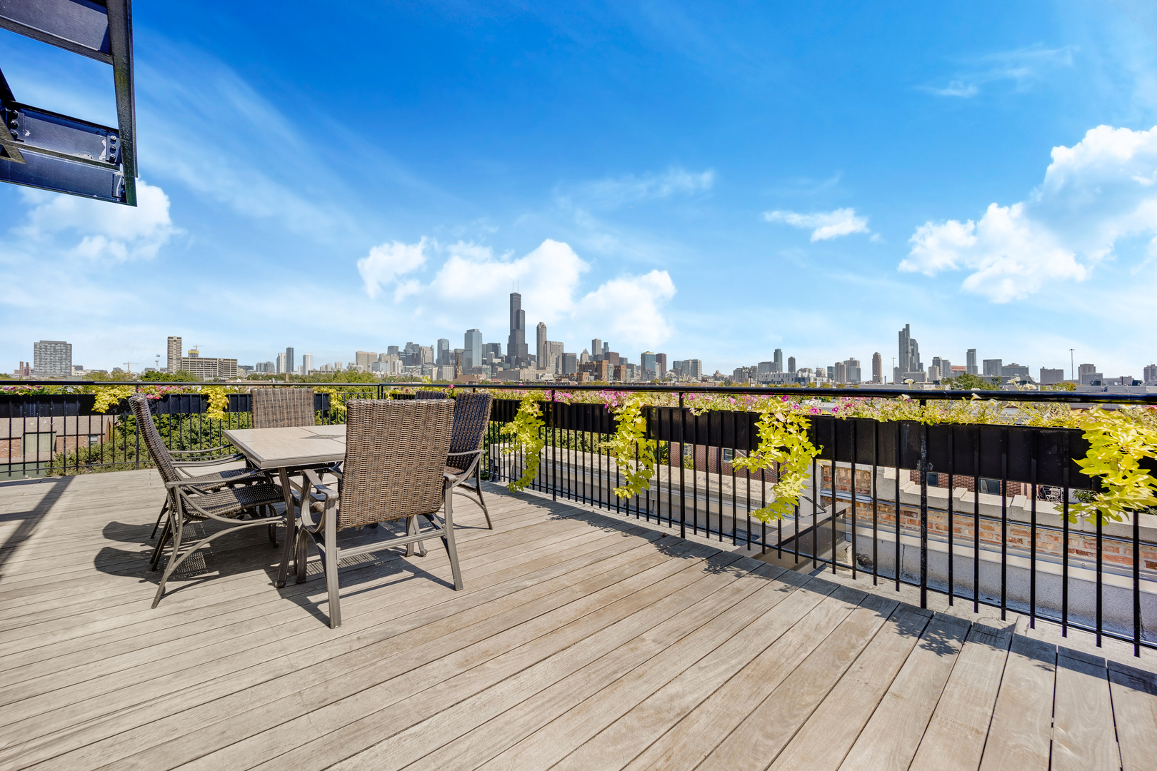 1000 West 15th Street, Unit 331 Chicago, IL 60608 - Photo 23 of 24