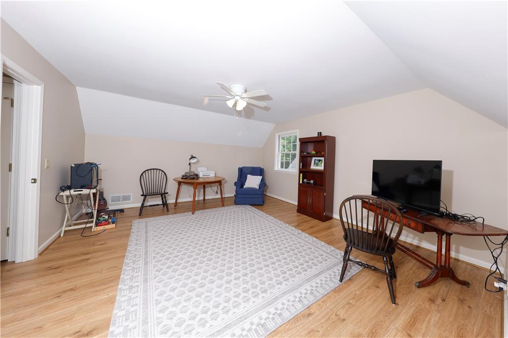 9135 Clearwater Road Gainesville, GA 30506 - Photo 21 of 41