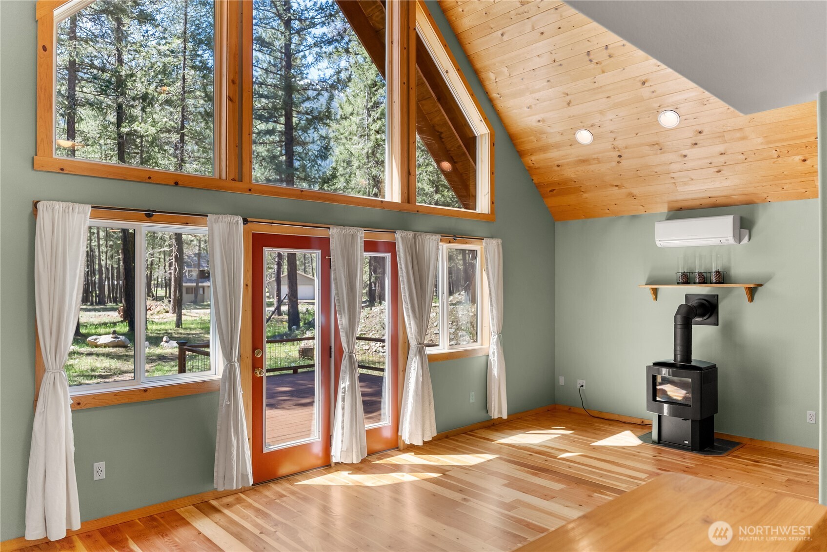 651 Lost River Road Mazama, WA 98833 - Photo 4 of 38