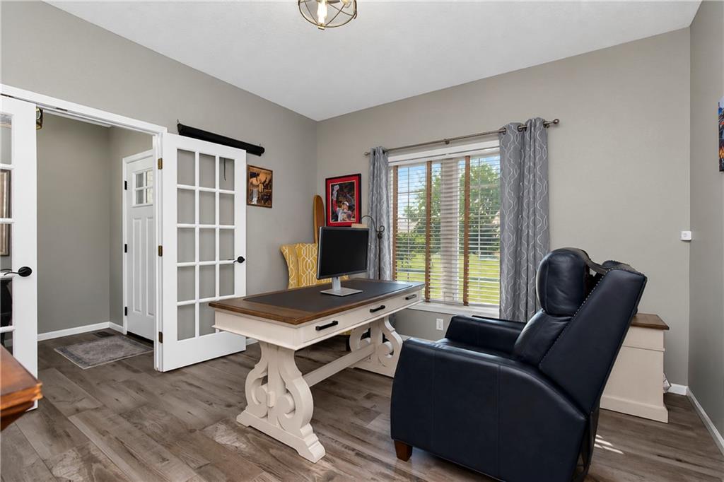 19505 South Raffurty Road Pleasant Hill, MO 64080 - Photo 11 of 67 Gallery Image 11