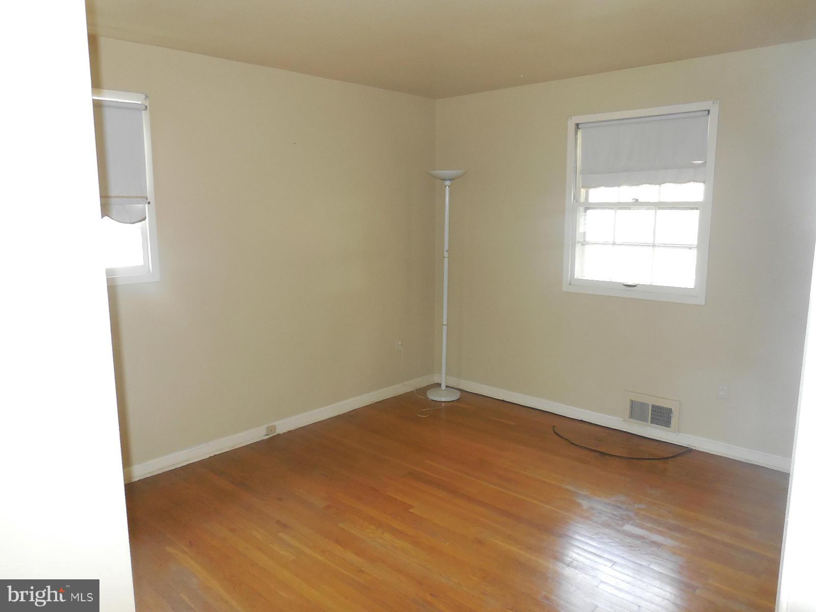 4313 Bel Pre Road Rockville, MD 20853 - Photo 14 of 26 Bedroom (Master)