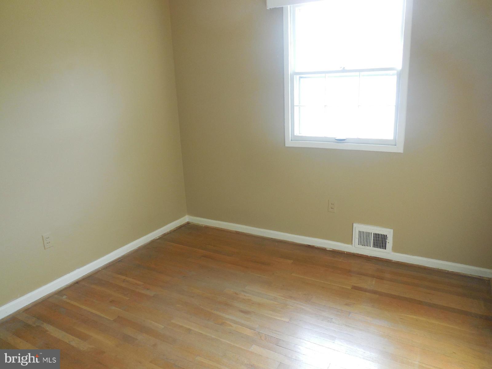 4313 Bel Pre Road Rockville, MD 20853 - Photo 18 of 26 Bedroom