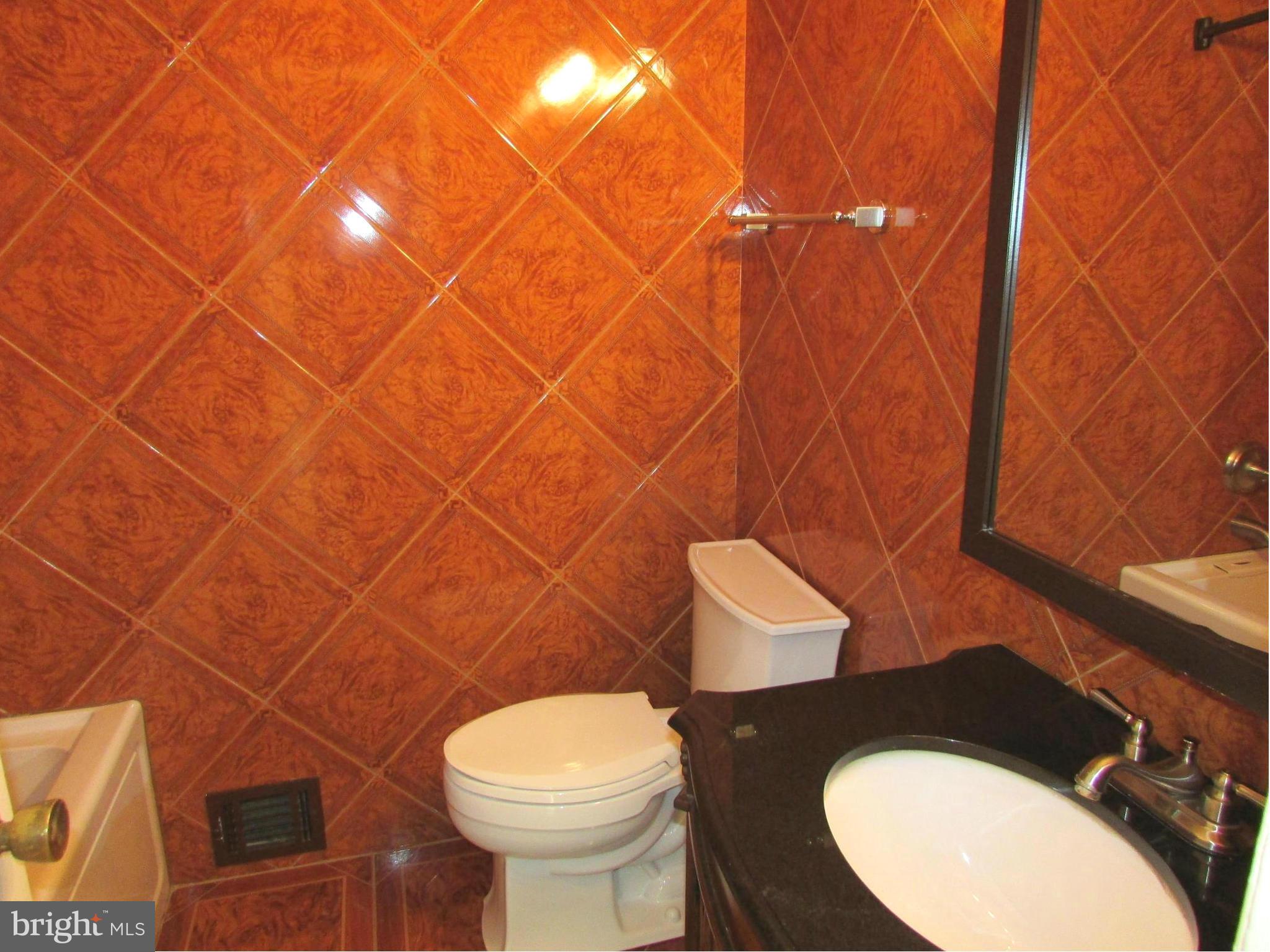4313 Bel Pre Road Rockville, MD 20853 - Photo 19 of 26 Bath