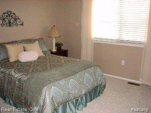 935 Homestead Court Rochester, MI 48309 - Photo 14 of 19 Bedroom