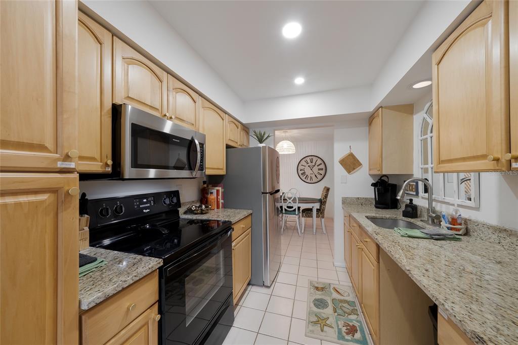 643 Mobile Road Venice, FL 34293 - Photo 13 of 30