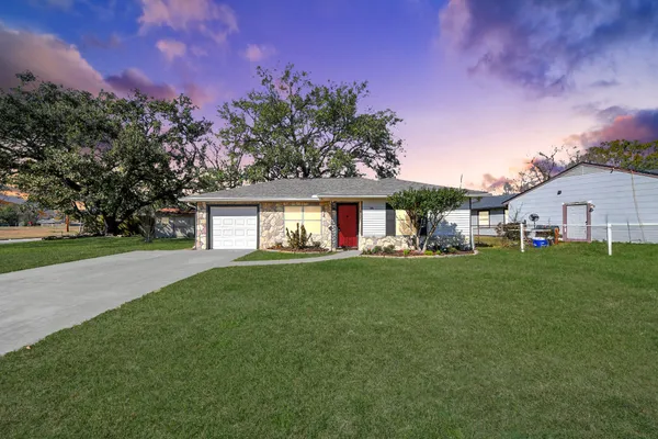 $149,900 | 201 Delta Street, Pasadena, TX 77506