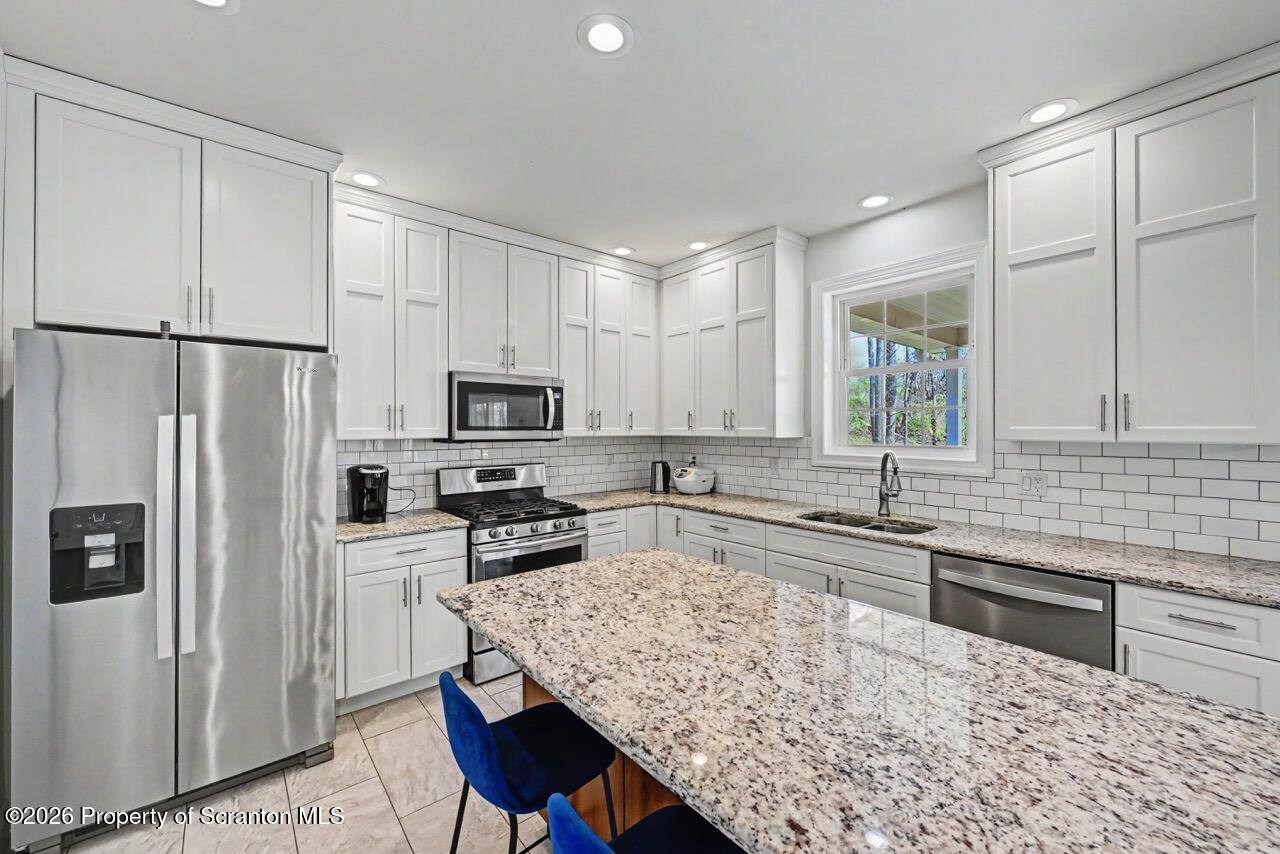 120 Kimberly Circle Clarks Summit, PA 18411 - Photo 11 of 45 120 Kimberly Cir 19 Large