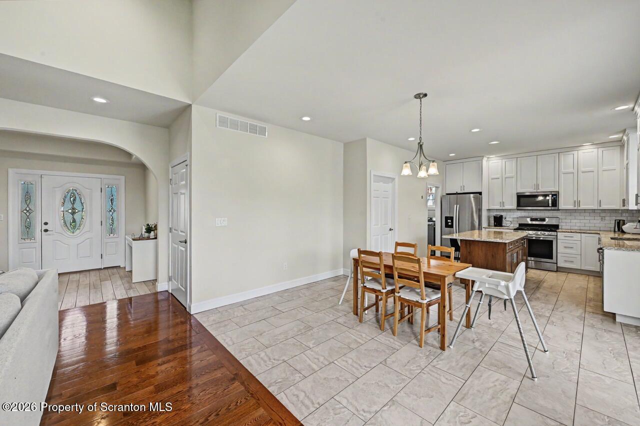 120 Kimberly Circle Clarks Summit, PA 18411 - Photo 10 of 45 120 Kimberly Cir 17 Large