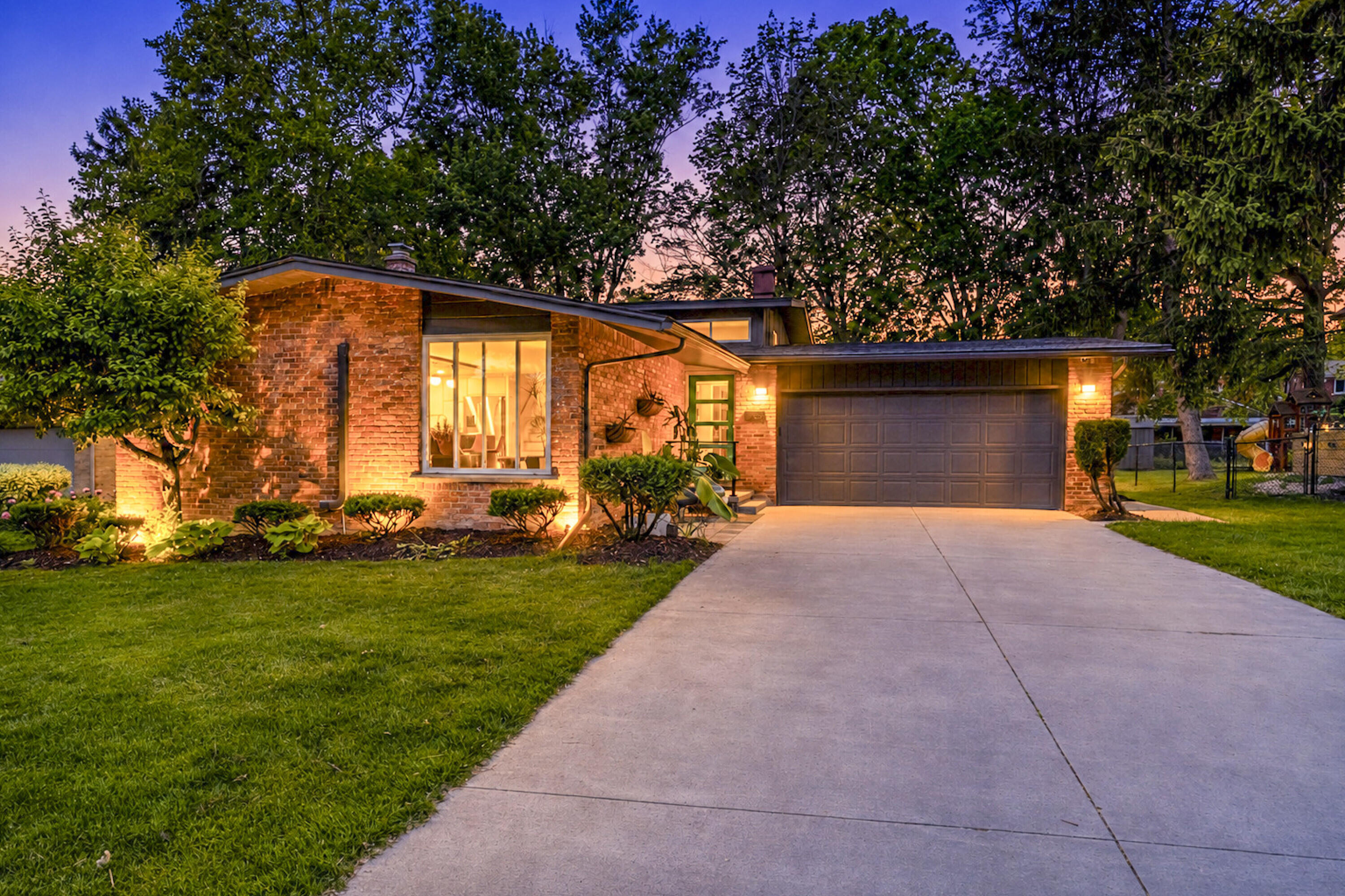 2740 Manchester Road Ann Arbor, MI 48104 - Photo 1 of 55 00__50