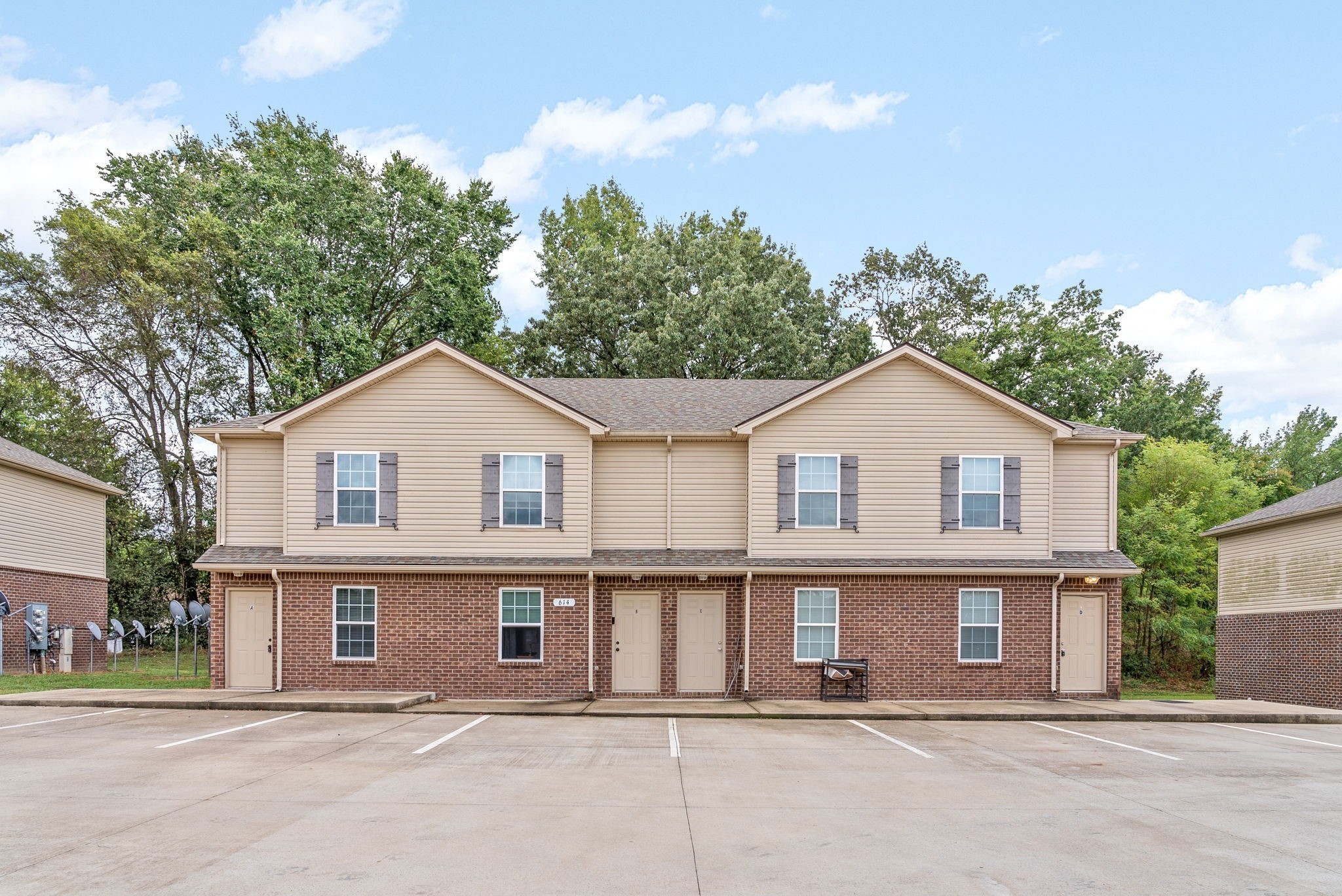 618 Appleton Drive, Unit B Clarksville, TN 37042 - Photo 1 of 19
