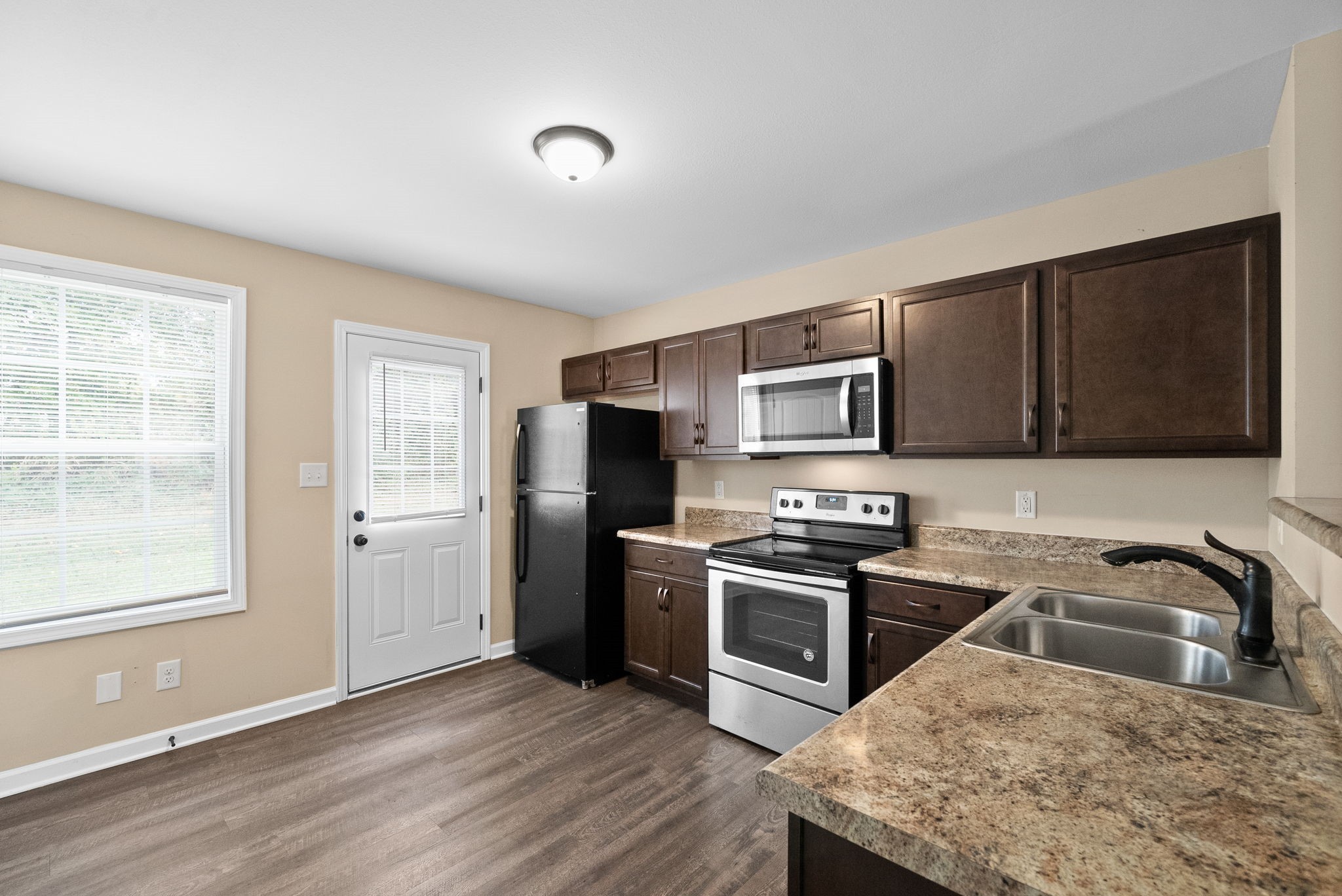 618 Appleton Drive, Unit B Clarksville, TN 37042 - Photo 8 of 19