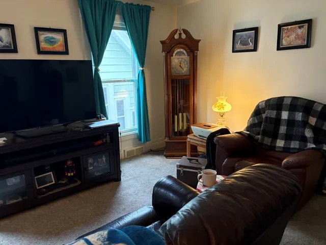 $389,900 | 28 Rundel Park, Rochester, NY 14607