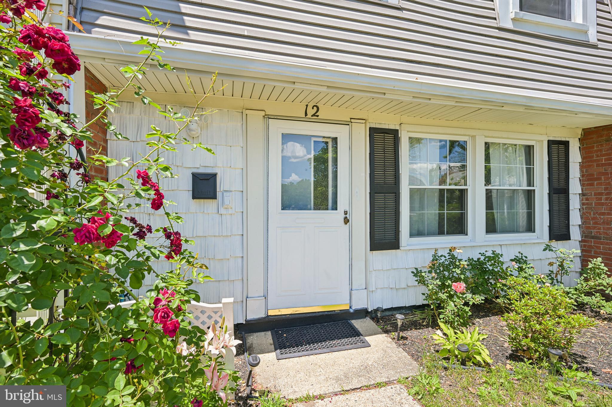 12 Roxburn Place Willingboro, NJ 08046 - Photo 5 of 35