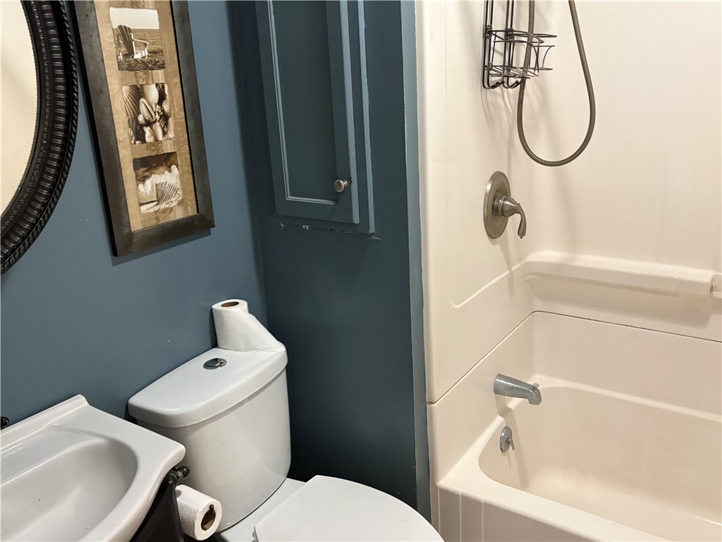 840 East Orange Street Hoopeston, IL 60942 - Photo 6 of 12
