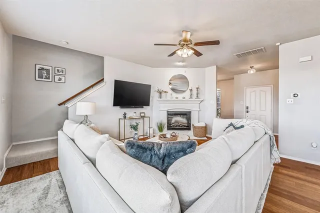 $359,900 | 9661 Minton Drive, Fort Worth, TX 76108