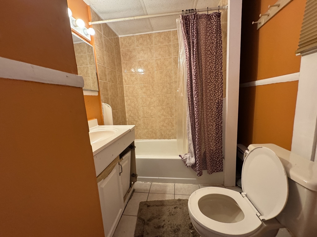 40 Freeman Street Framingham, MA 01702 - Photo 11 of 34