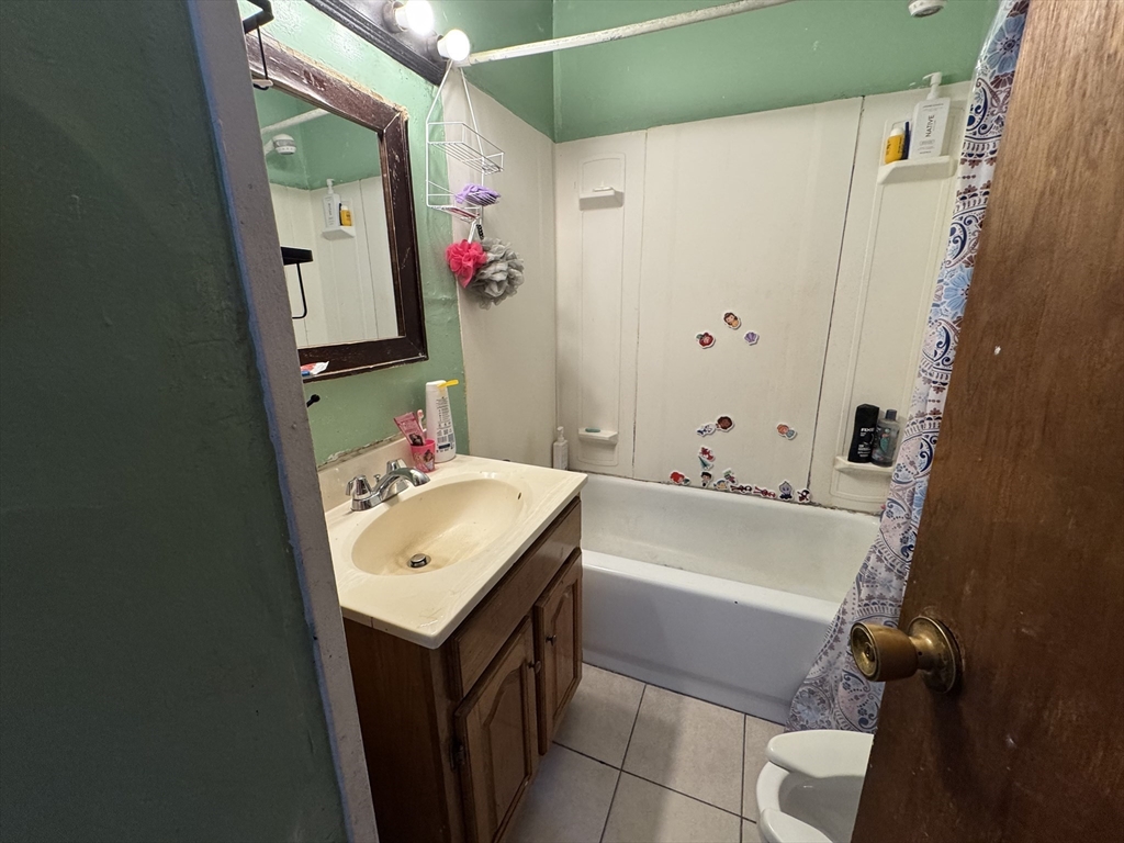 40 Freeman Street Framingham, MA 01702 - Photo 16 of 34