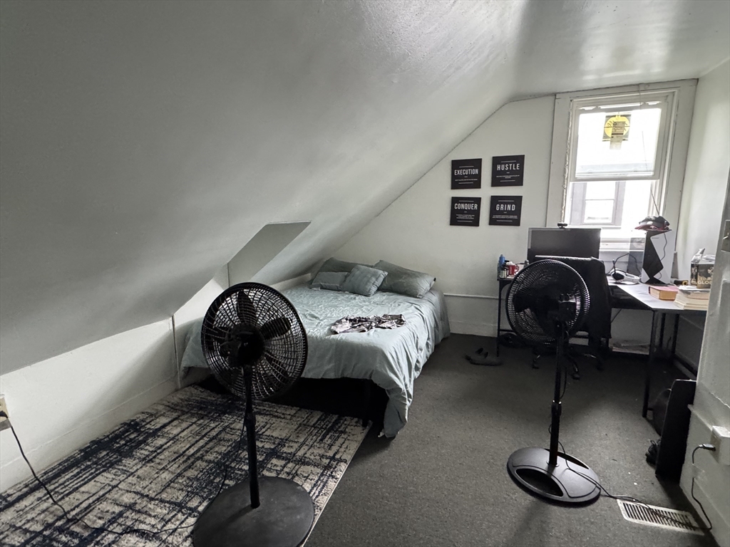 40 Freeman Street Framingham, MA 01702 - Photo 26 of 34