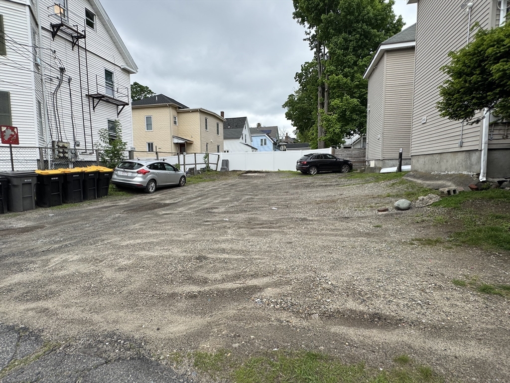 40 Freeman Street Framingham, MA 01702 - Photo 30 of 34